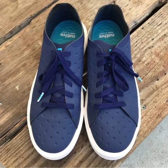 Native Shoes - Picture 2 of 8